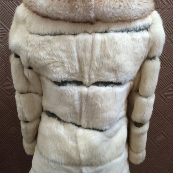 Vintage Rabbit fur coat - Picture 3 of 7